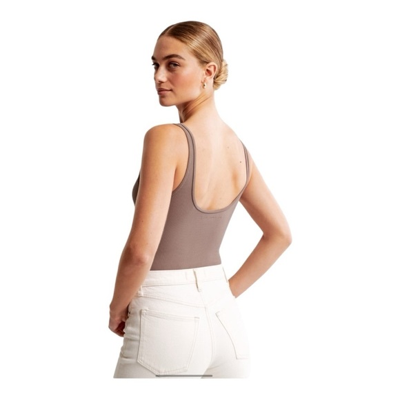 Abercrombie & Fitch Seamless Rib Fabric Tank Bodysuit - Size Large - Picture 9 of 11